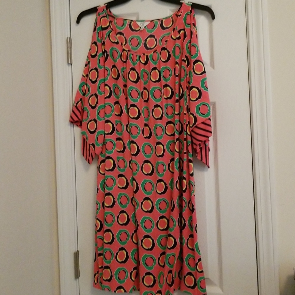 NWT Crown Ivy Cold Shoulder La Isla Dress